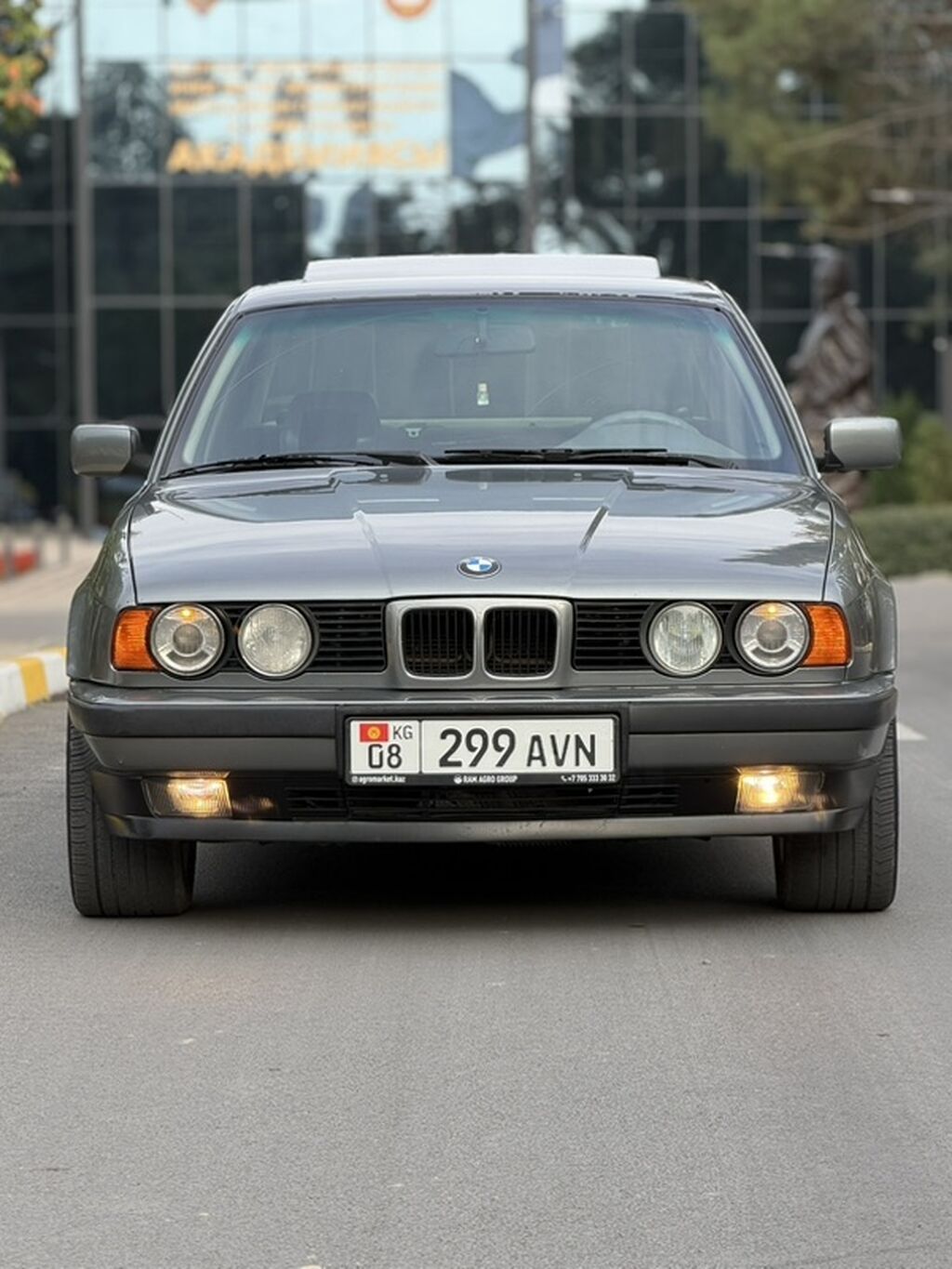BMW 5 series: 1991 г., 2.5 л, Механика, Бензин, Седан: фото 3