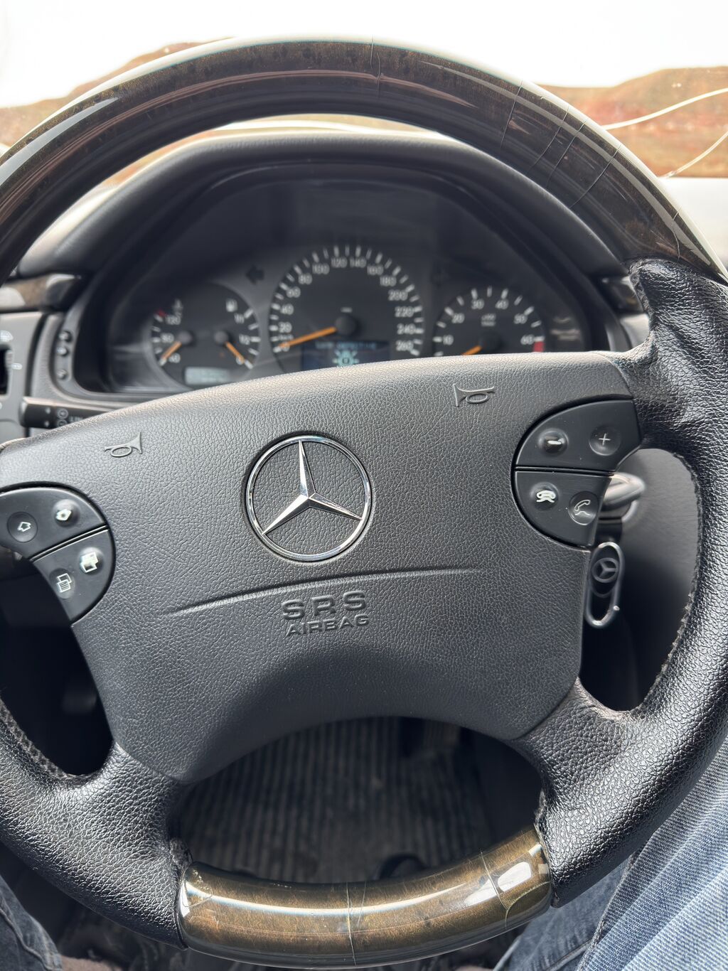 Mercedes-Benz E-Class: 1997 г., 3.2 л, Автомат, Бензин, Седан: фото 6
