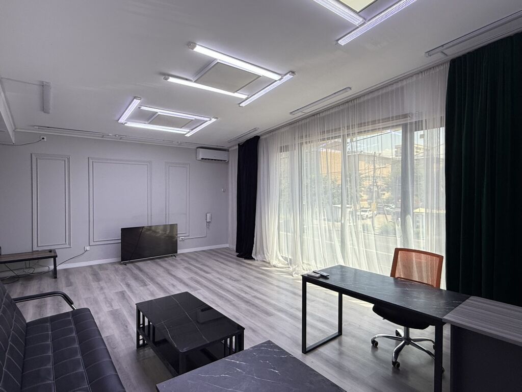 Аренда офисов, 45 м², 1 линия: фото 3