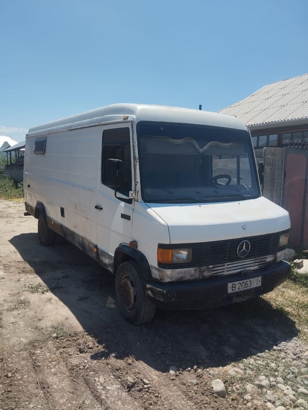 Mercedes-Benz T2 (508D) — длиннобазный цельнометаллический фургон — фото 1