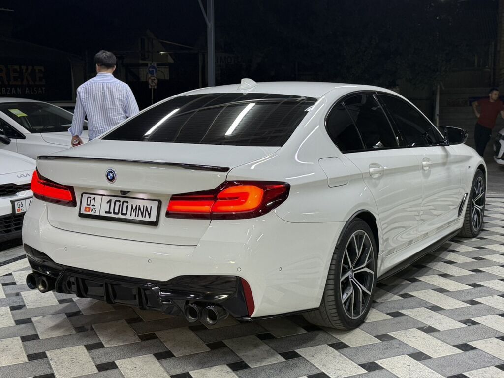 BMW 5 series: 2021 г., 2 л, Автомат, Гибрид, Седан: фото 4