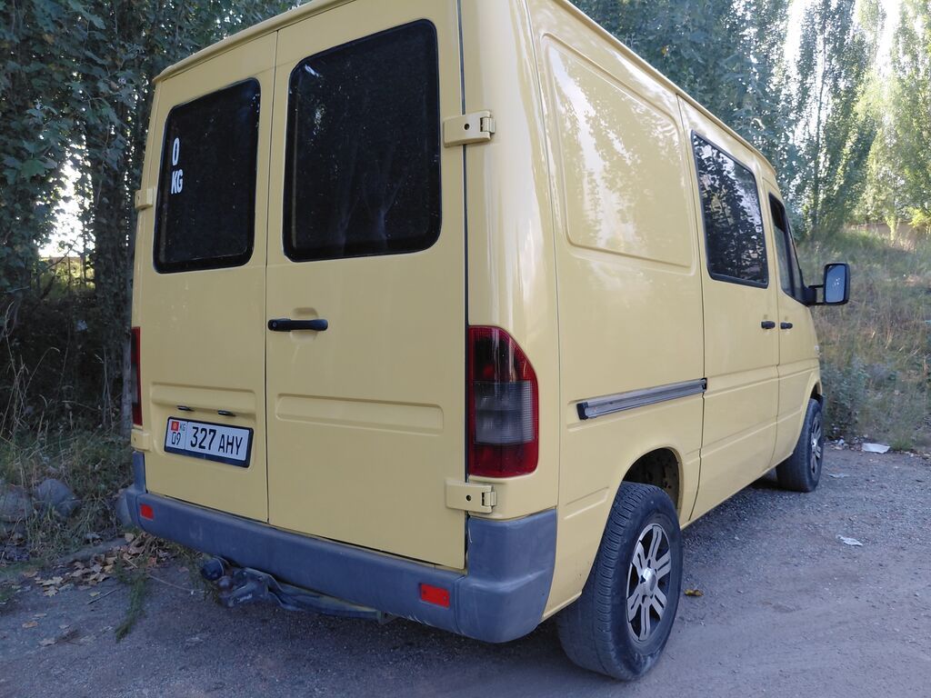 Грузовой фургон Mercedes-Benz Sprinter (кузов W903), дизель 313CDI: фото 1