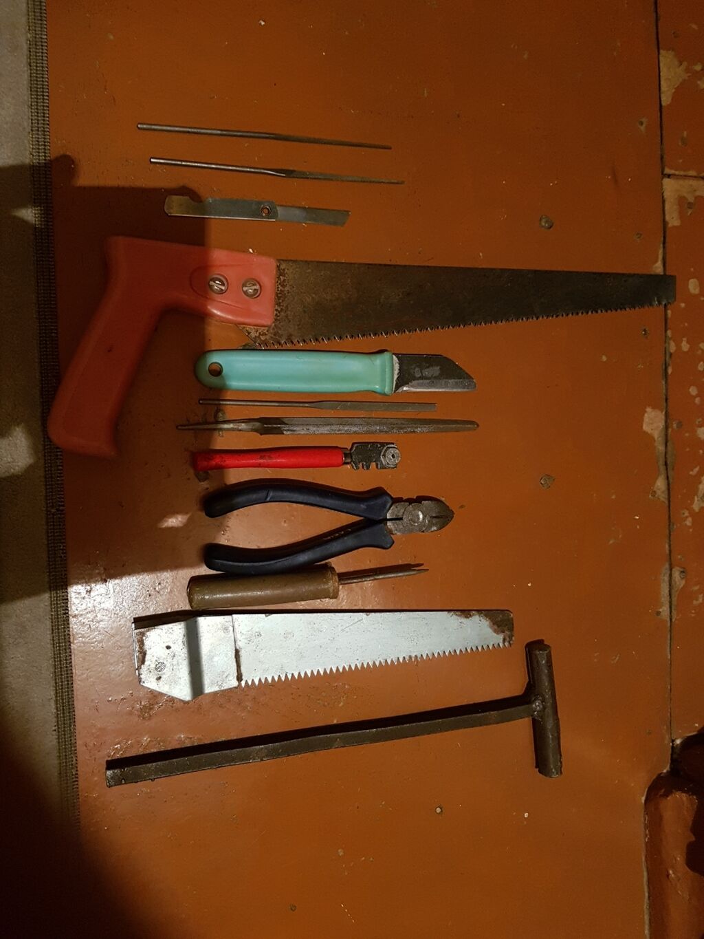 Шило составные части. Молоток и пила. Карточки инструменты для детей. Шило пила. Стержень для шила.