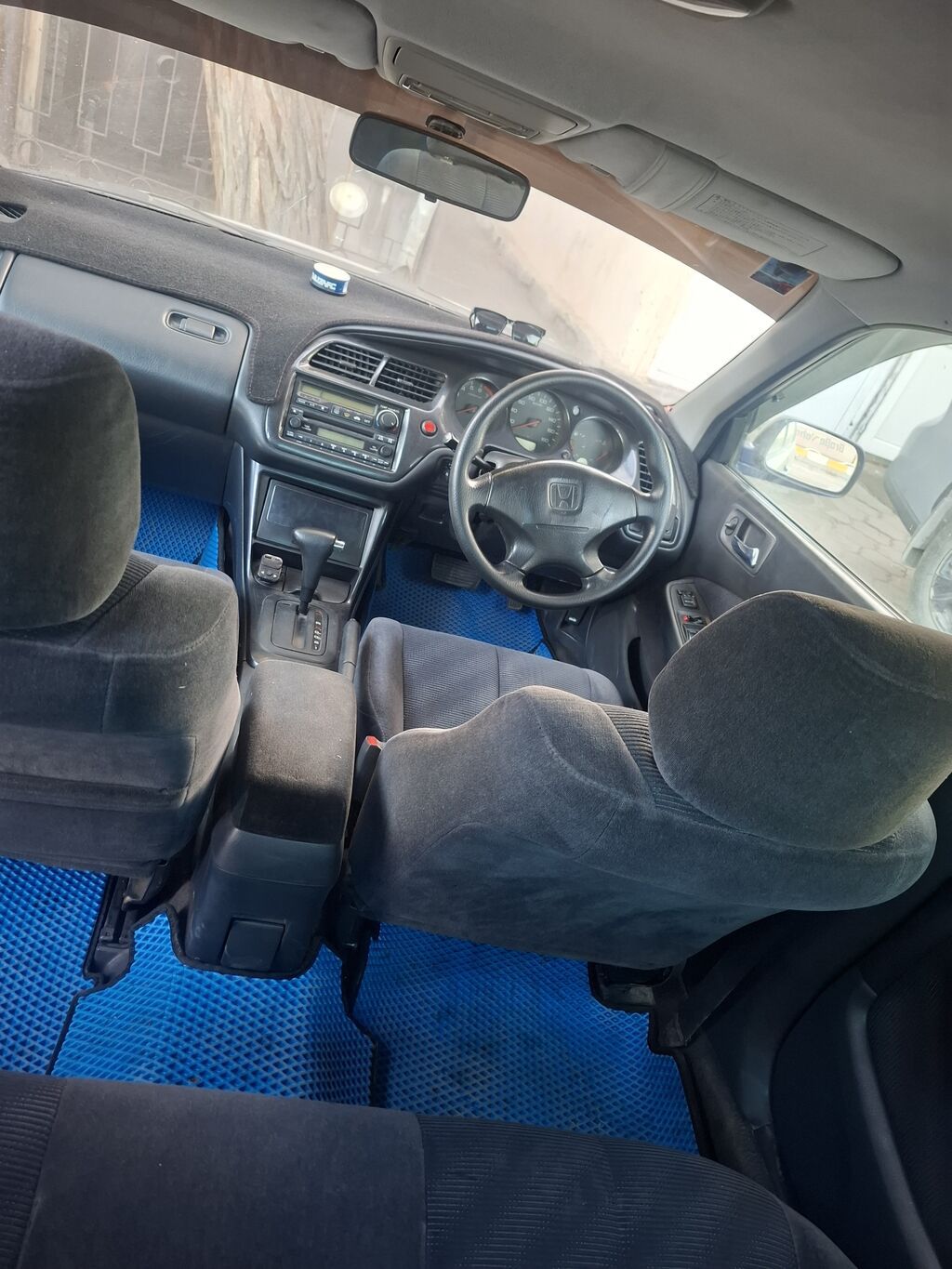 Honda Accord: 2002 г., 2 л, Автомат, Бензин, Седан: фото 6