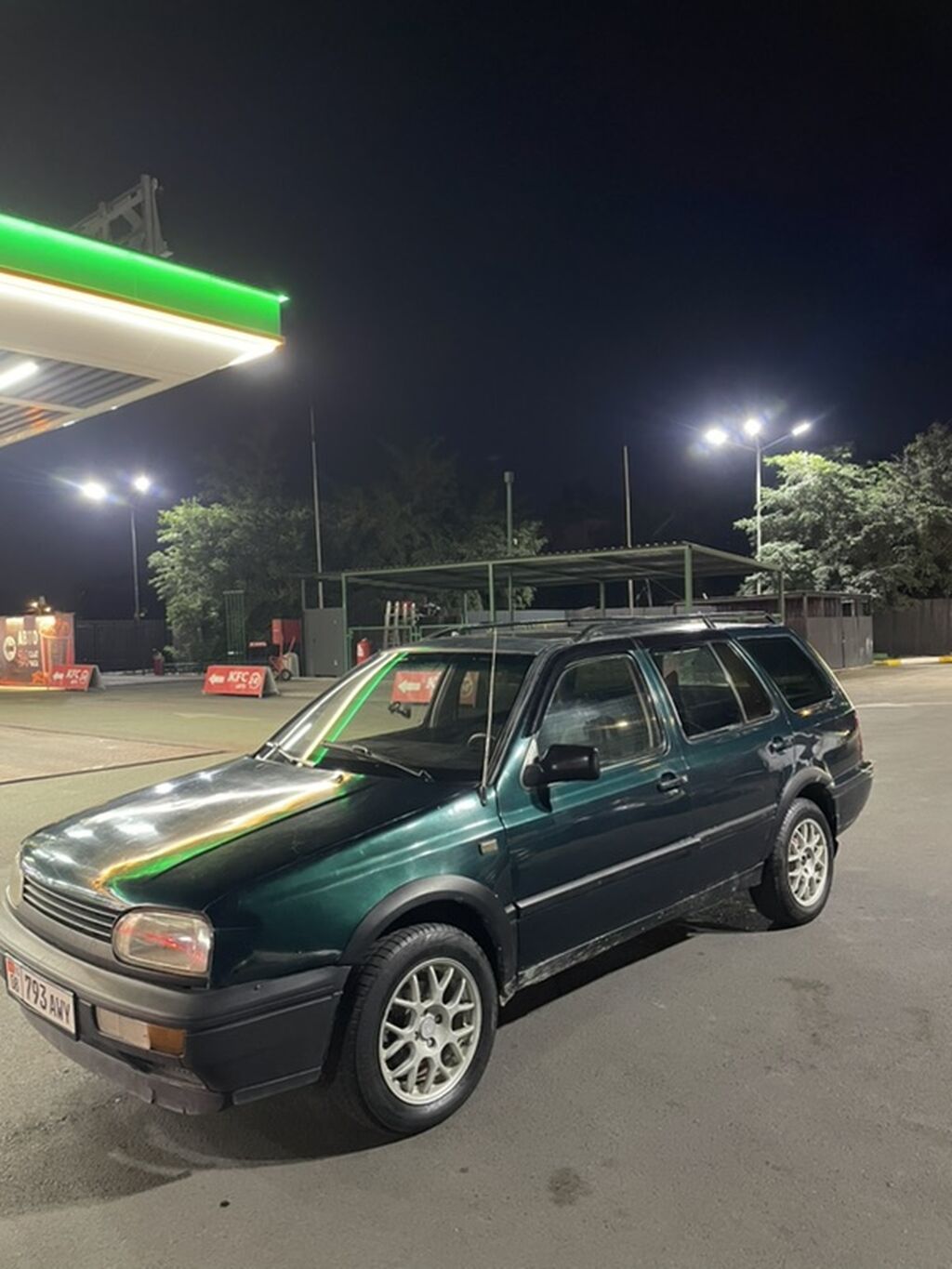 Volkswagen Golf: 1995 г., 1.8 л, Механика, Бензин, Универсал: фото 8