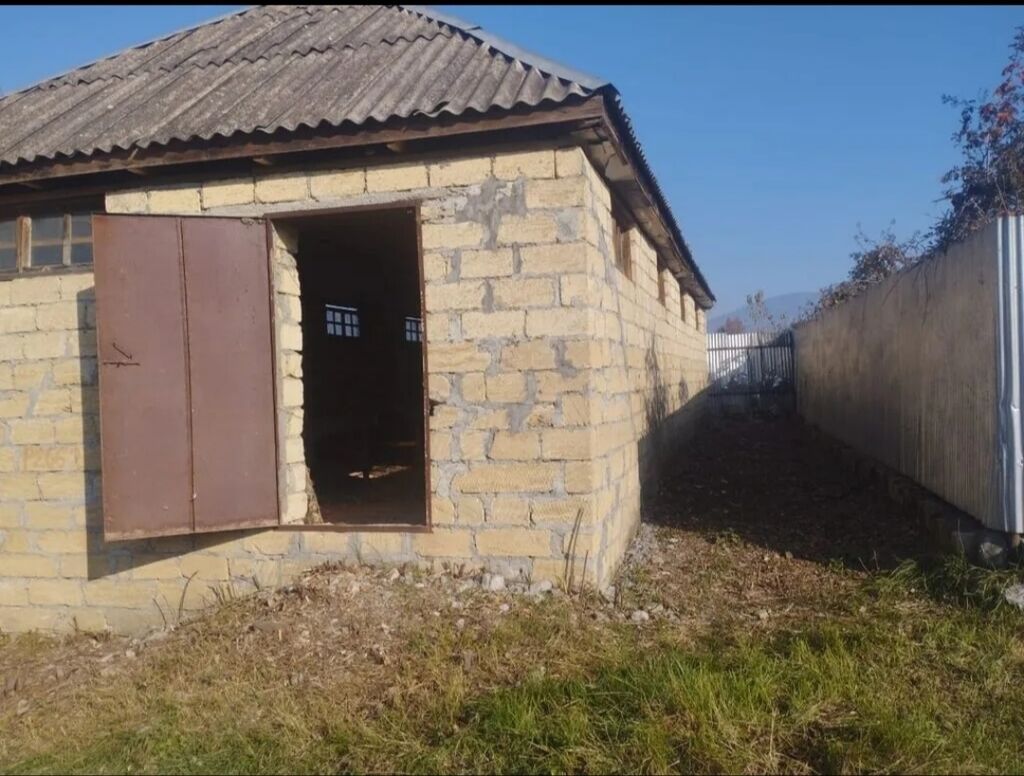 84 sot, Tikinti, Mülkiyyətçi, Bələdiyyə