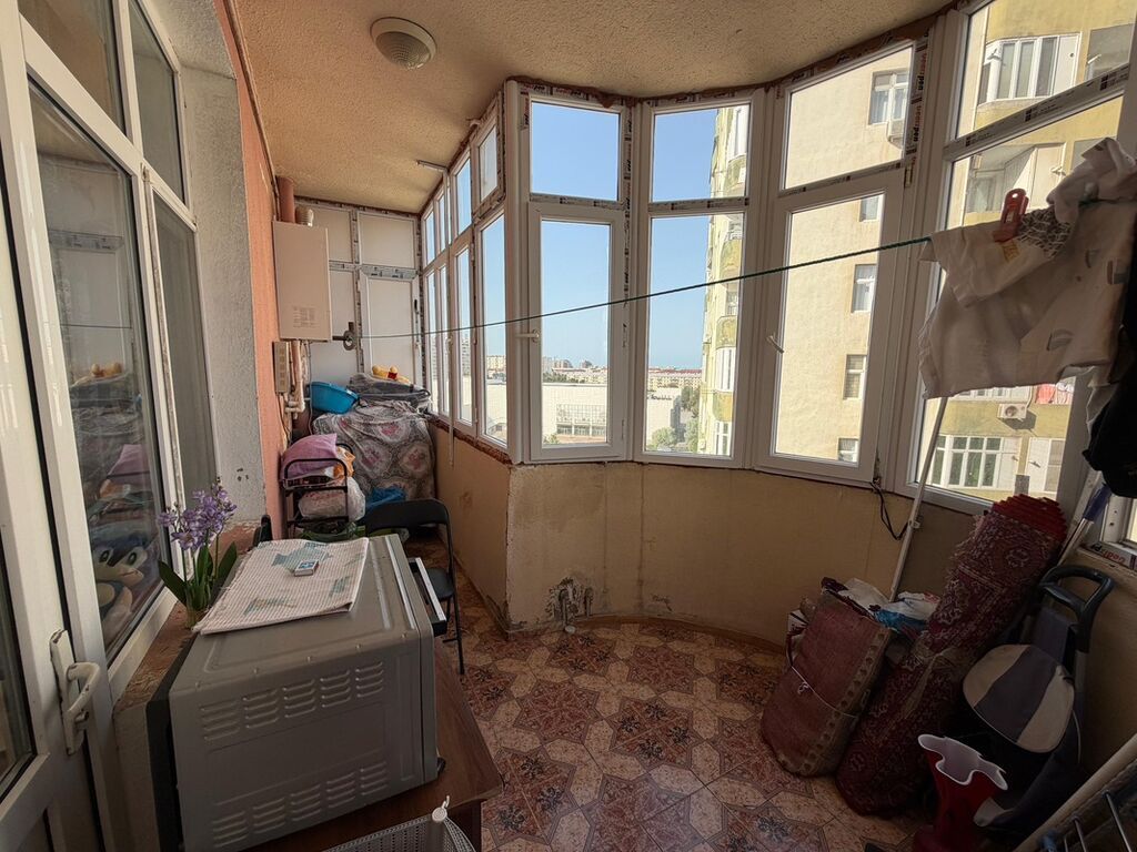 2 otaqlı mənzil – geniş mətbəx və işıqlı otaqlar - Plan: 2 ayrı otaq