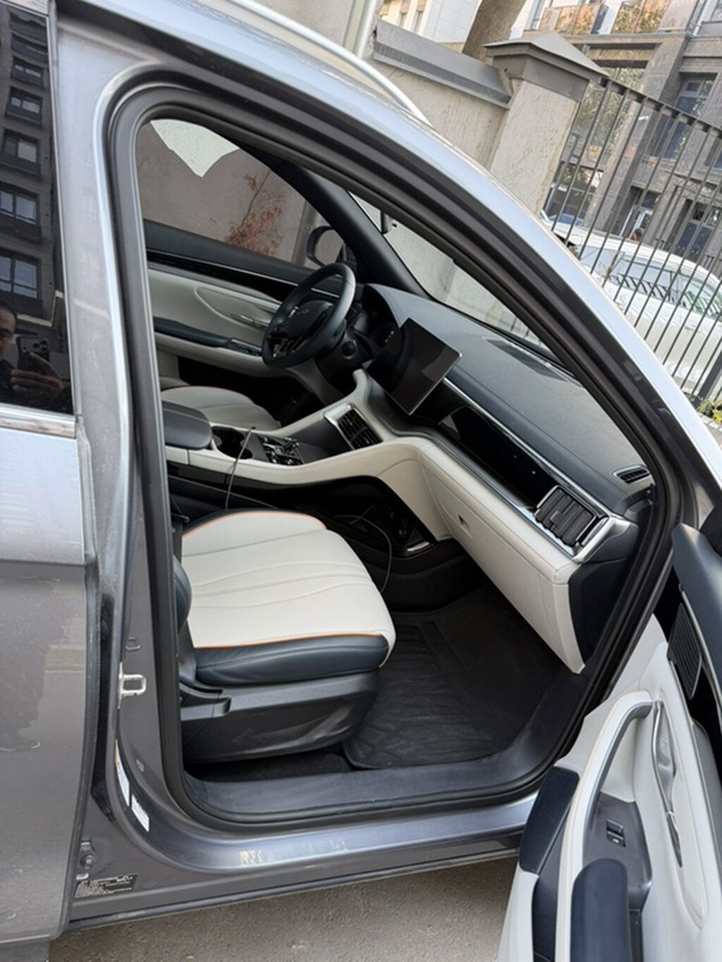 BYD Song Plus: 2024 г., 1.5 л, Автомат, Гибрид, Кроссовер: фото 7
