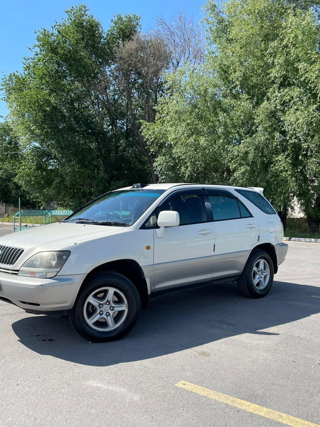 Продам Toyota Harrier 1998 г., 3.0 л, АКПП, 4WD: фото 3