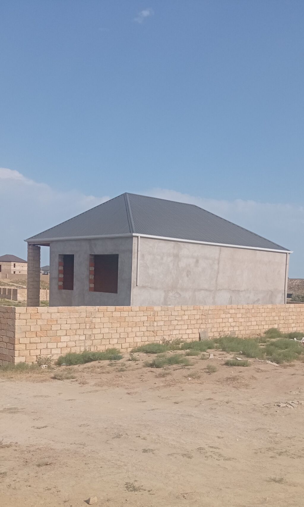 Saray 4 otaqlı, 200 kv. m, Kredit yoxdur, Təmirsiz