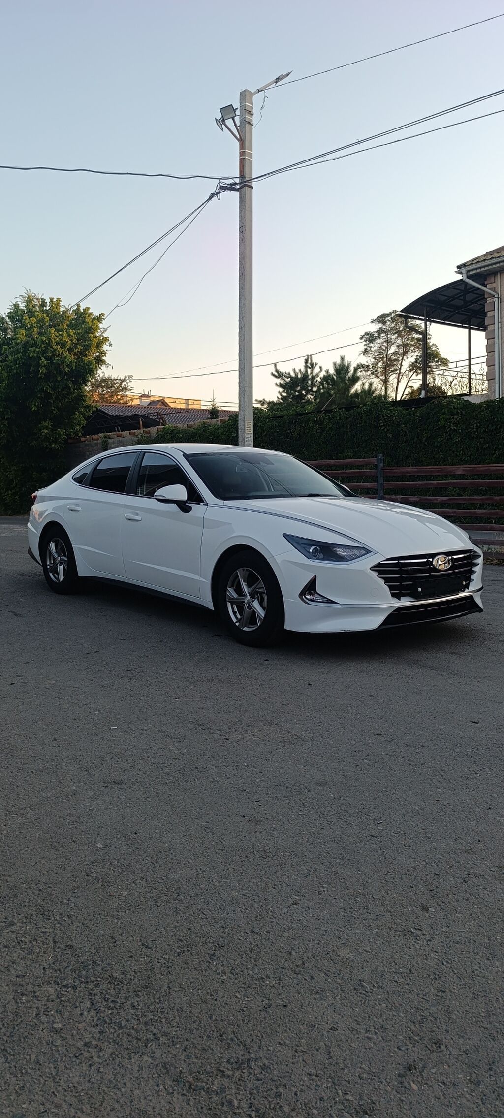 Hyundai Sonata: 2021 г., 2 л, Автомат, Газ, Седан — фото 2