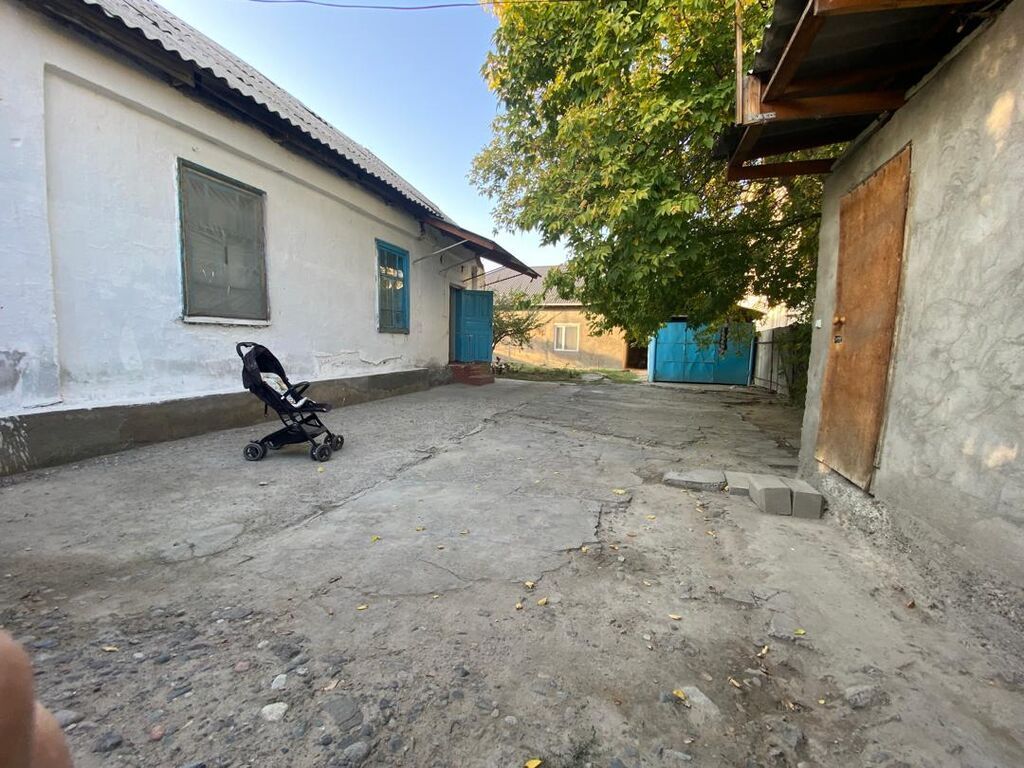 Продаётся жилой дом с хозяйственным двором . 4,50 соток, центральный: фото 4