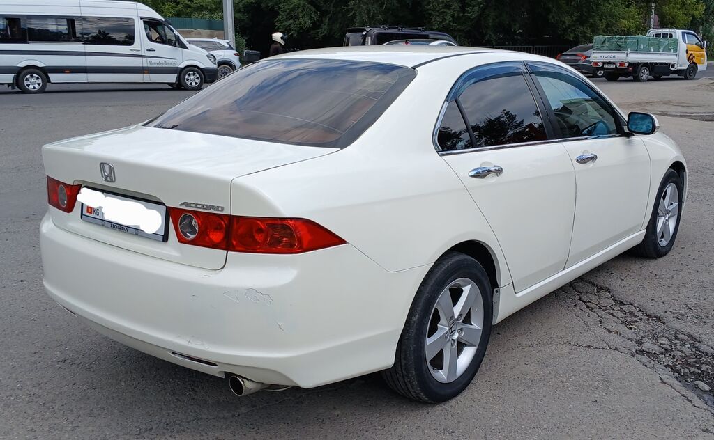 Honda Accord: 2002 г., 2 л, Автомат, Бензин, Седан: фото 8