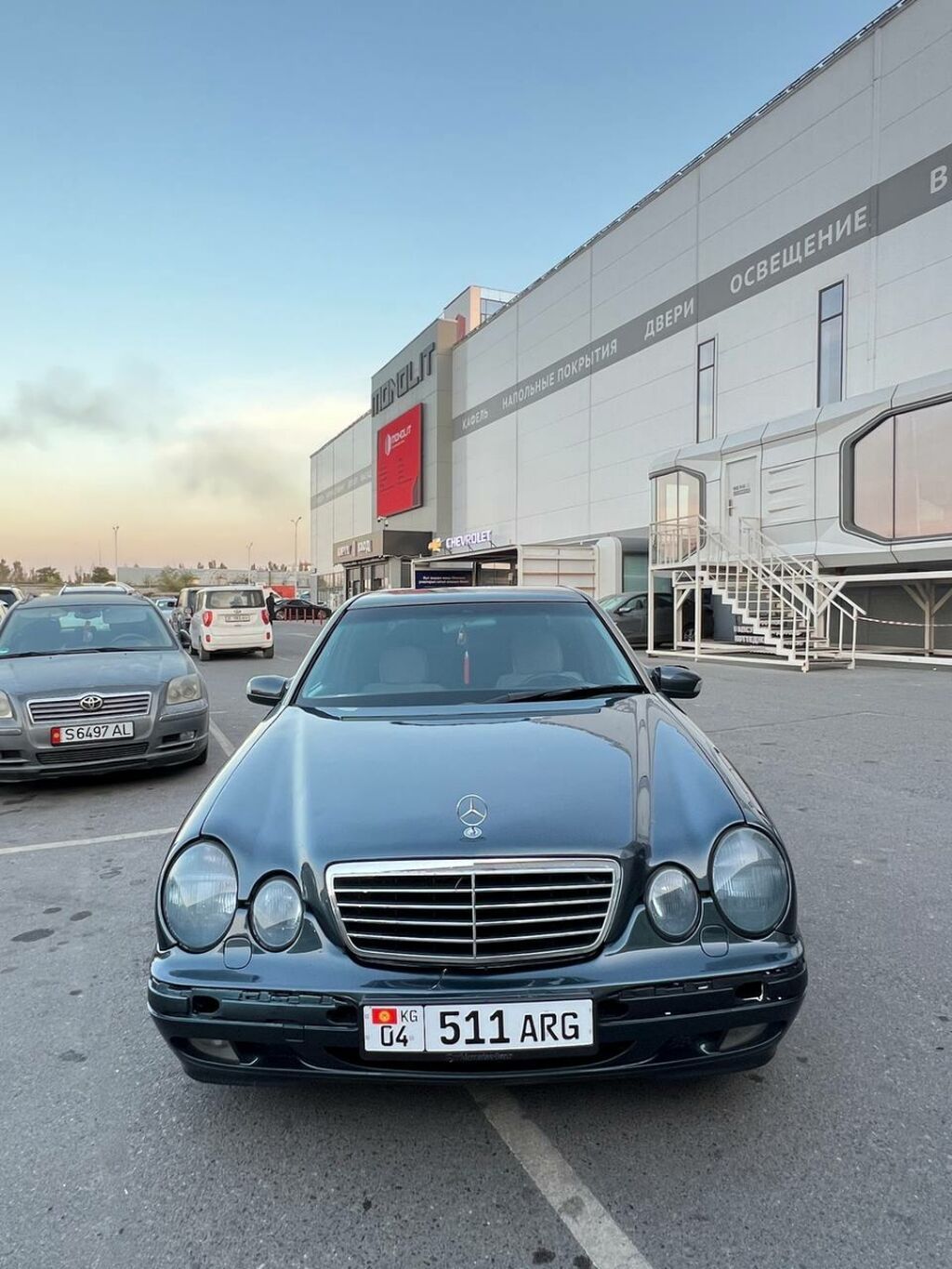 Mercedes-Benz E-Class: 2002 г., 4.3 л, Автомат, Бензин, Седан: фото 1