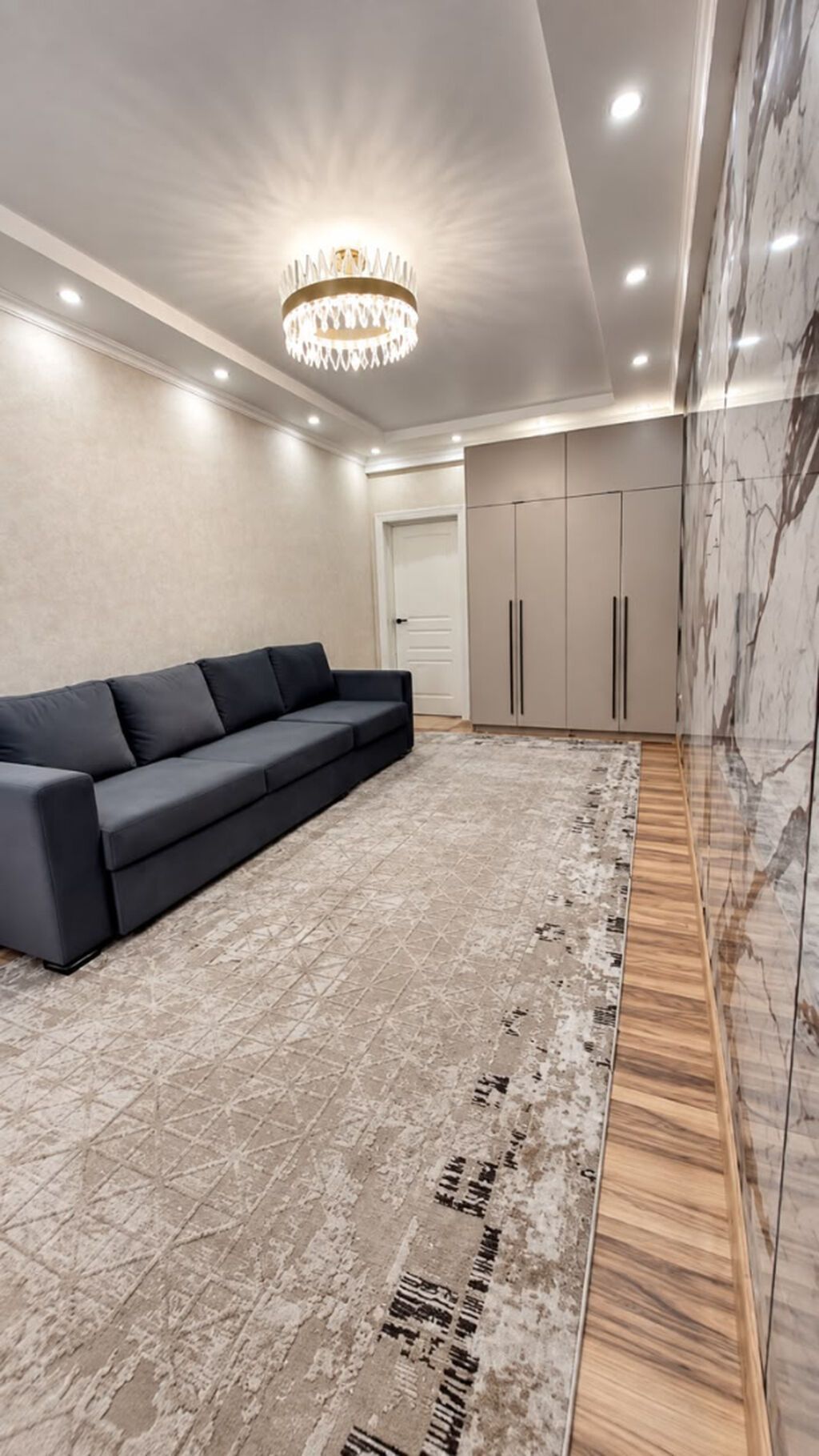 2 комнаты, 49 м², Кара-Жыгач ж/м Элитка, 9 этаж, Евроремонт: фото 2