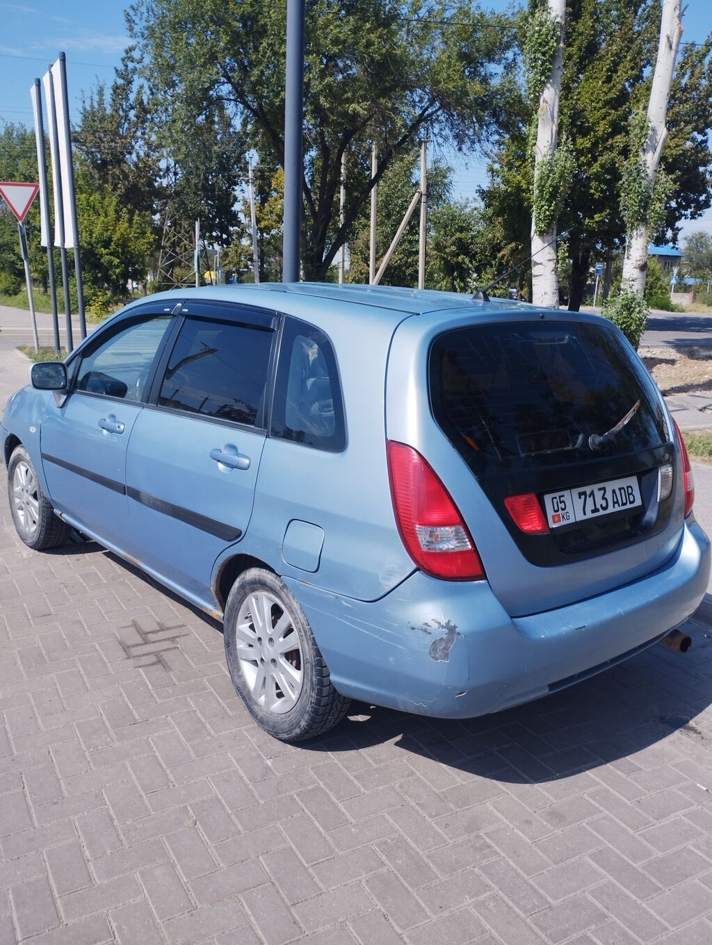 Suzuki Liana: 2001 г., 1.6 л, Автомат, Бензин, Хэтчбэк — фото 4