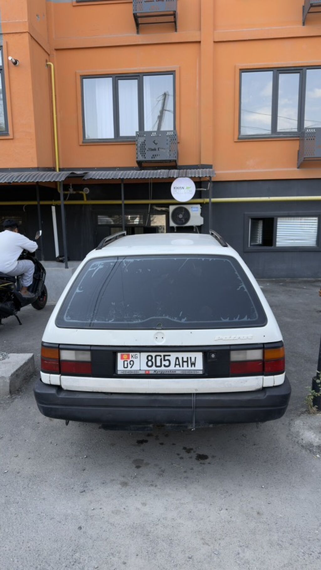 Volkswagen Passat Variant: 1991 г., 1.8 л, Механика, Универсал: фото 6