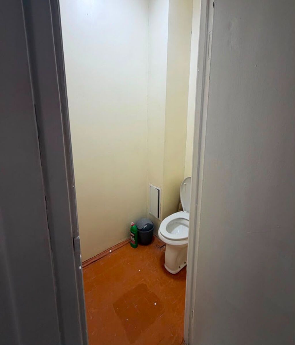 2 комнаты, 48 м², Дордой Плаза ТРЦ 105 серия, 3 этаж, Евроремонт: фото 2
