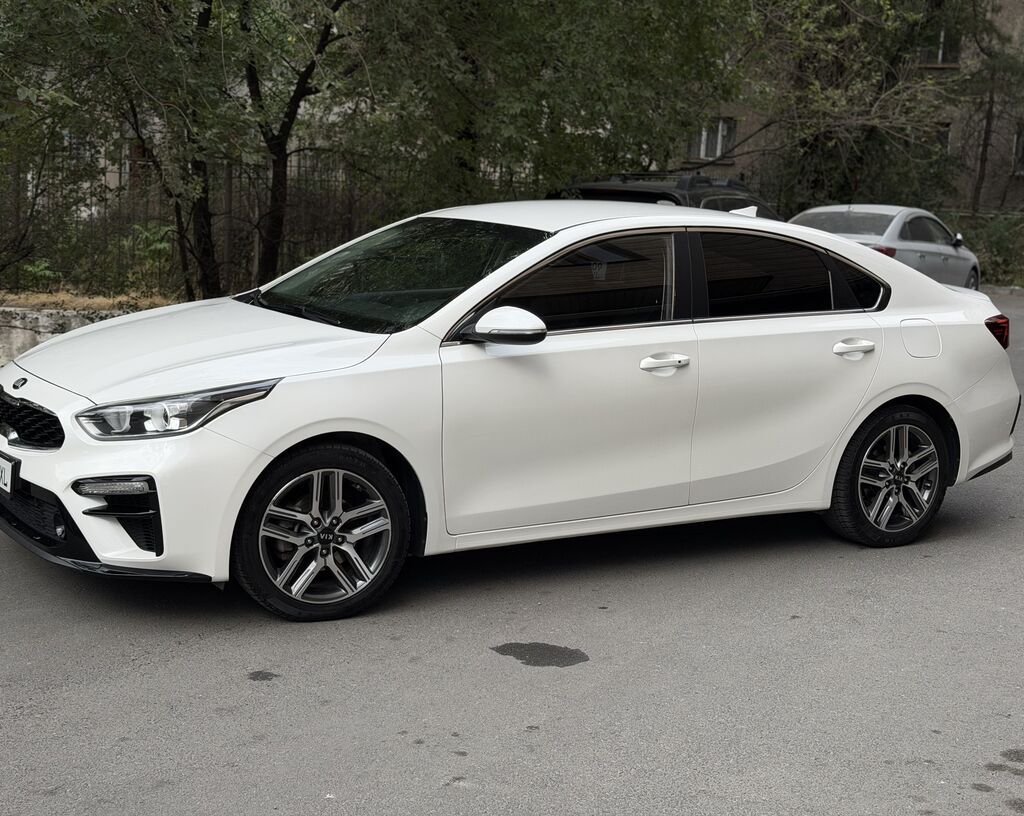 Kia K3: 2020 г., 1.6 л, Автомат, Бензин: фото 4