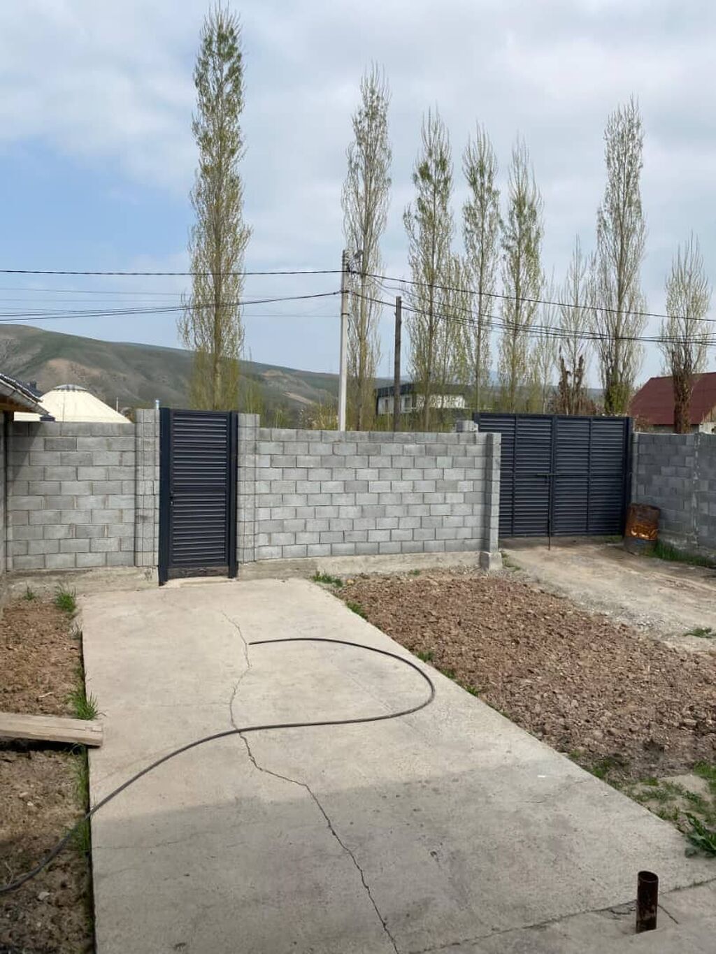 Продается в Беш -Кунгей 8соток и дом 115 м², тихий район, находиться: фото 3