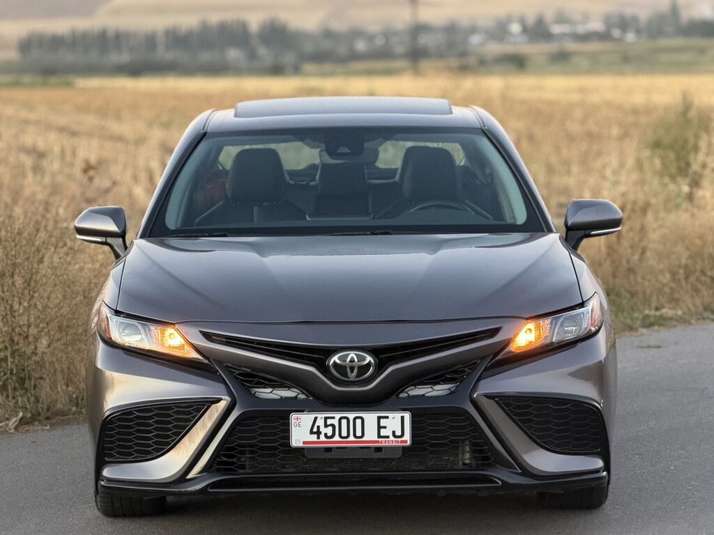 Toyota Camry: 2020 г., 2.5 л, Автомат, Бензин, Седан: фото 5