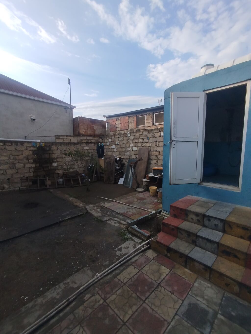 3 otaqlı, 70 kv. m, Kredit yoxdur, Orta təmir