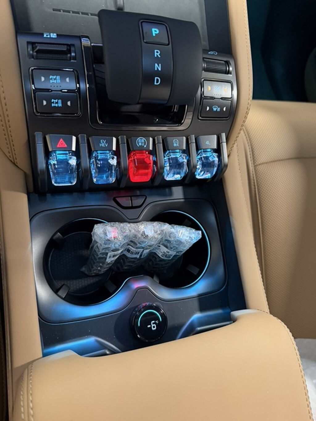 BYD FangChengBao Leopard 5: 2026 г., 1.5 л, Автомат, Электромобиль, Внедорожник: фото 7