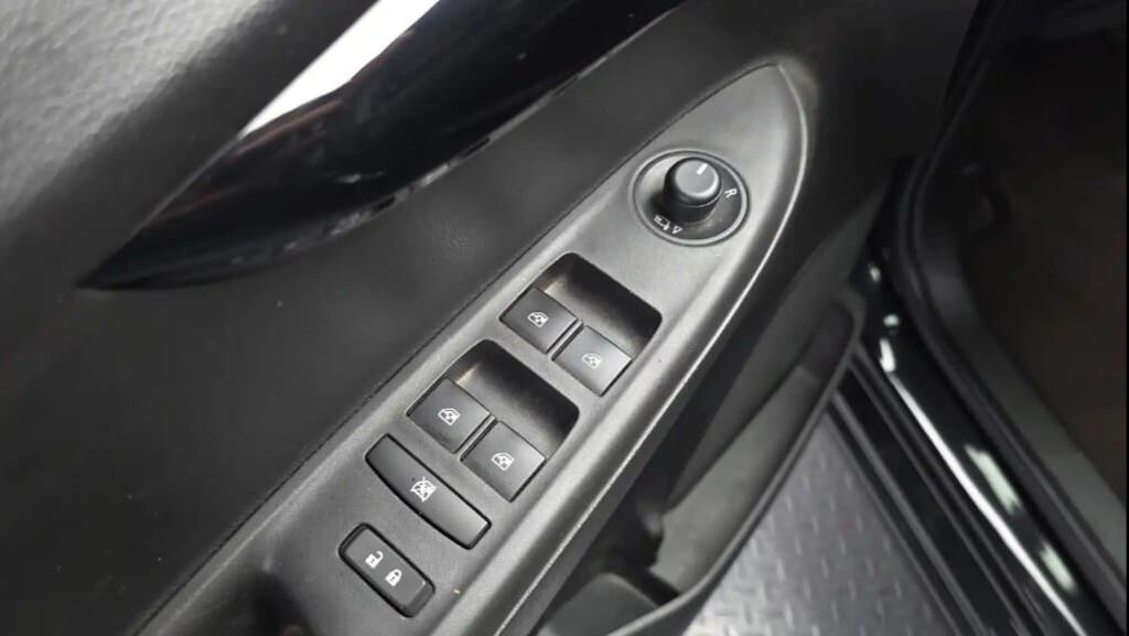 Chevrolet Spark: 2016 г., 1 л, Вариатор, Бензин: фото 8