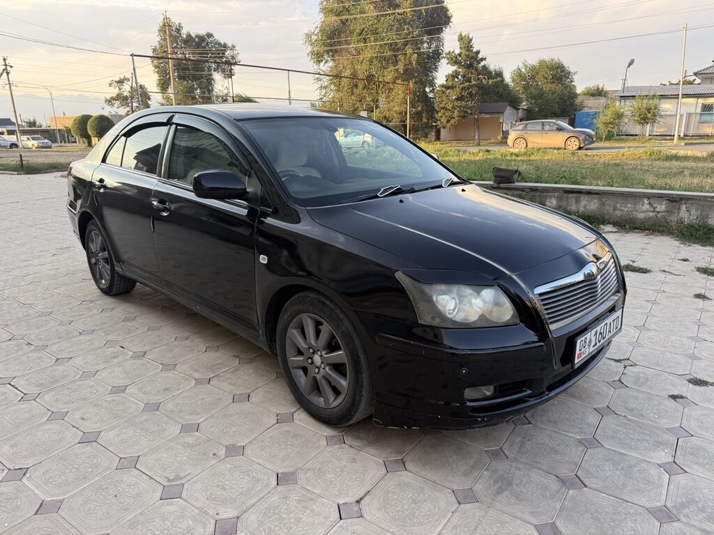 Toyota Avensis: 2004 г., 2.4 л, Автомат, Бензин, Седан: фото 3