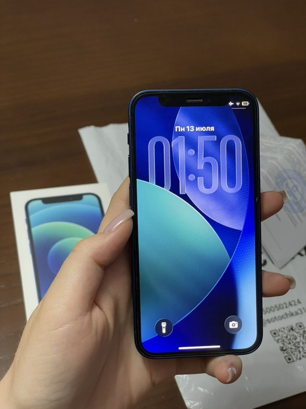 IPhone 12 mini, синий цвет (Blue) Ключевые особенности: - Компактный: фото 3