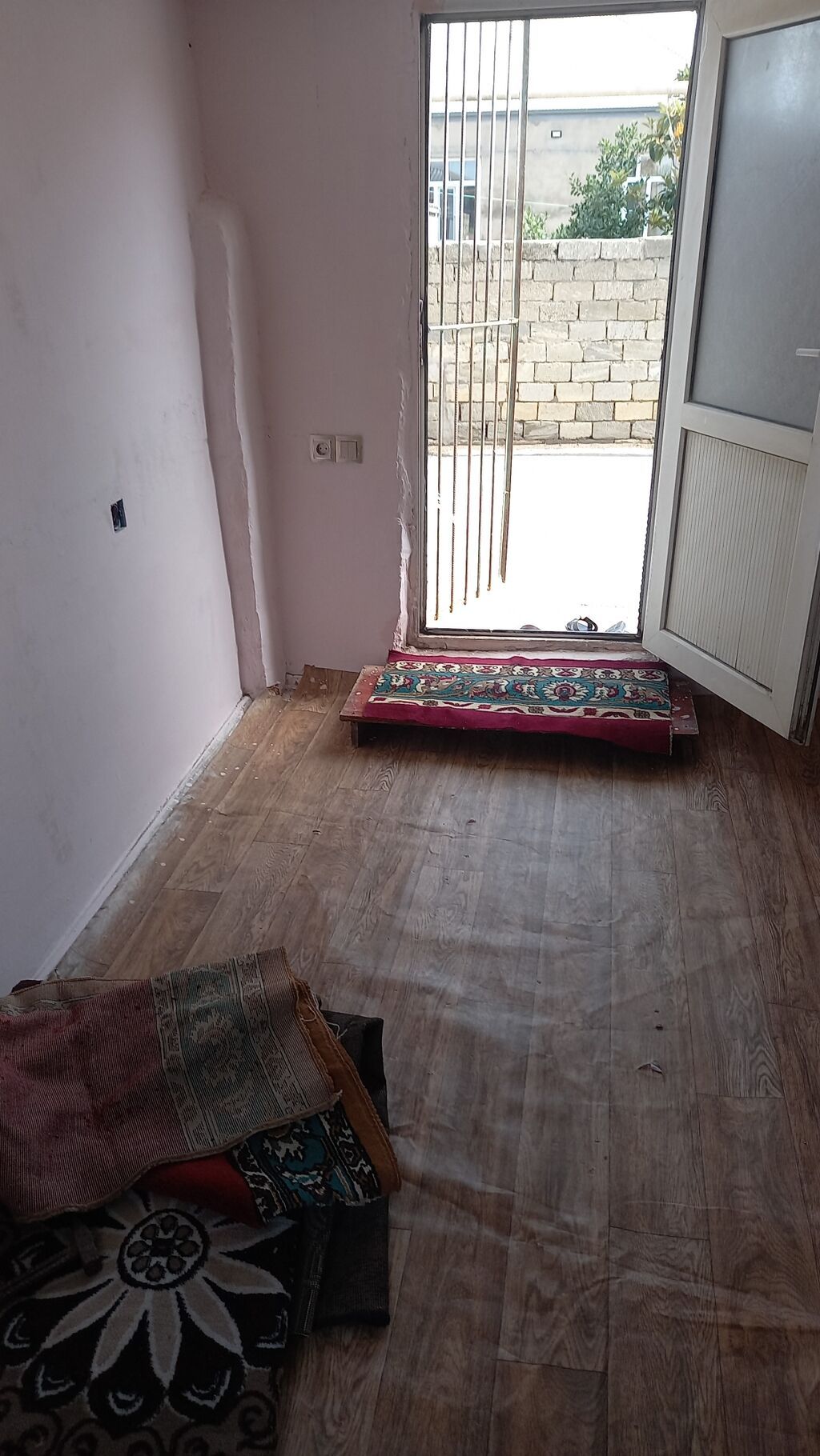 20 kv. m, 1 otaqlı, Kanalizasiya, Kombi, İnternet