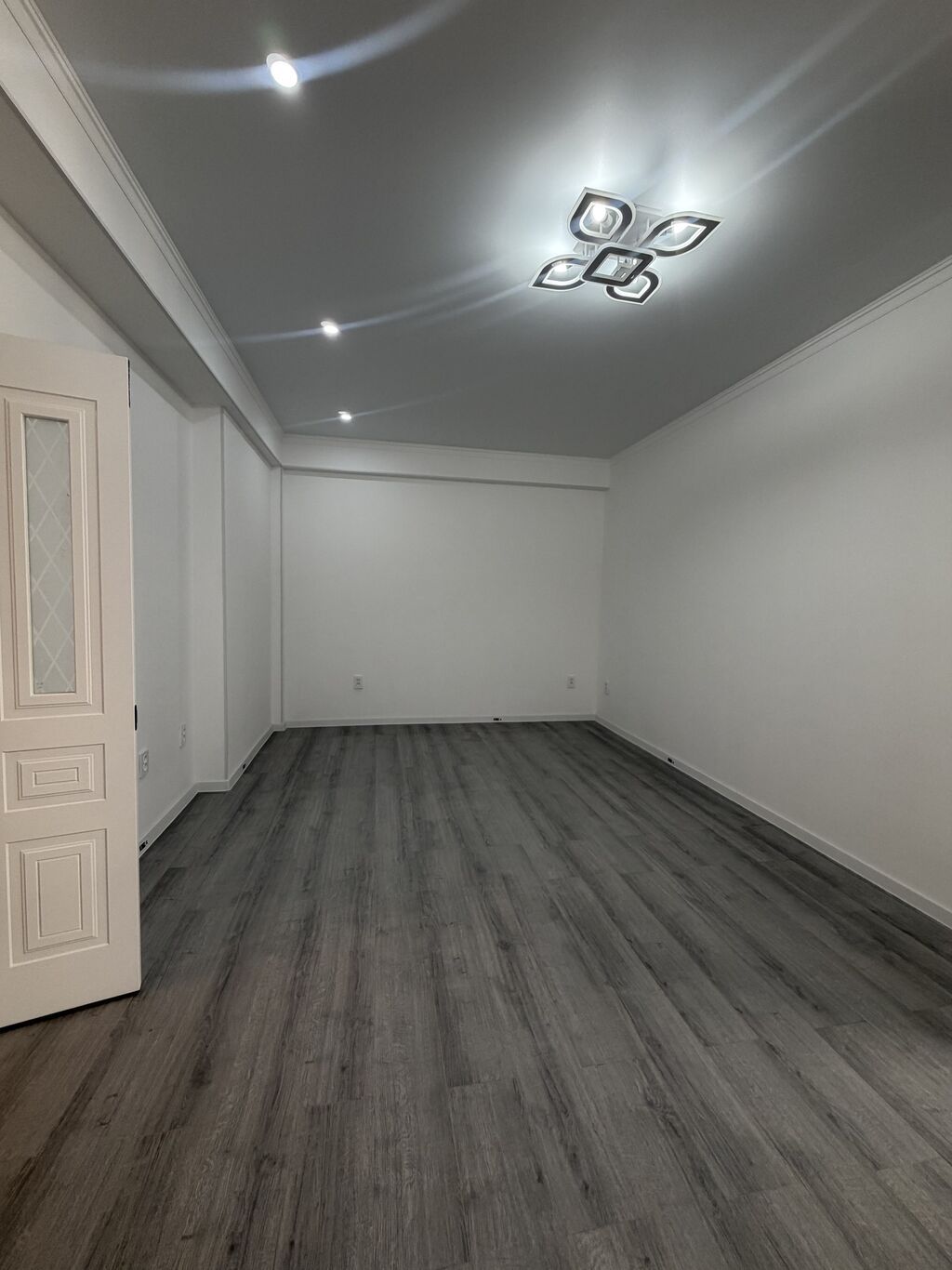 2 комнаты, 57 м², Асанбай мкр Элитка, 12 этаж, Свежий ремонт: фото 5
