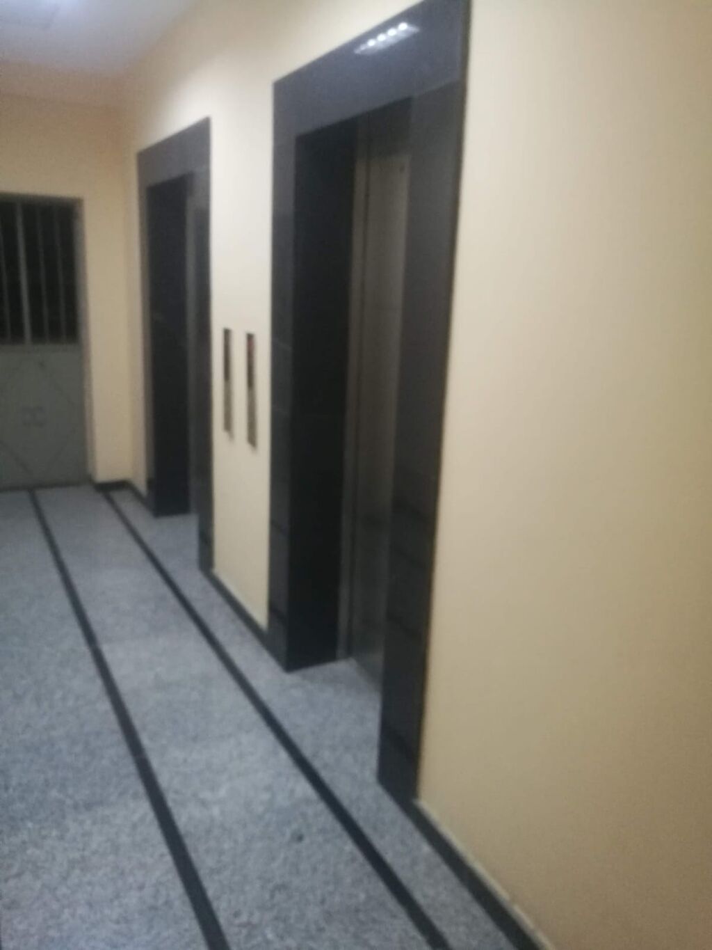 3 otaqlı, Yeni tikili, 142 kv. m