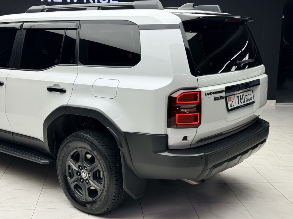 Toyota Land Cruiser Prado: 2024 г., 2.4 л, Автомат, Бензин, Внедорожник: фото 4