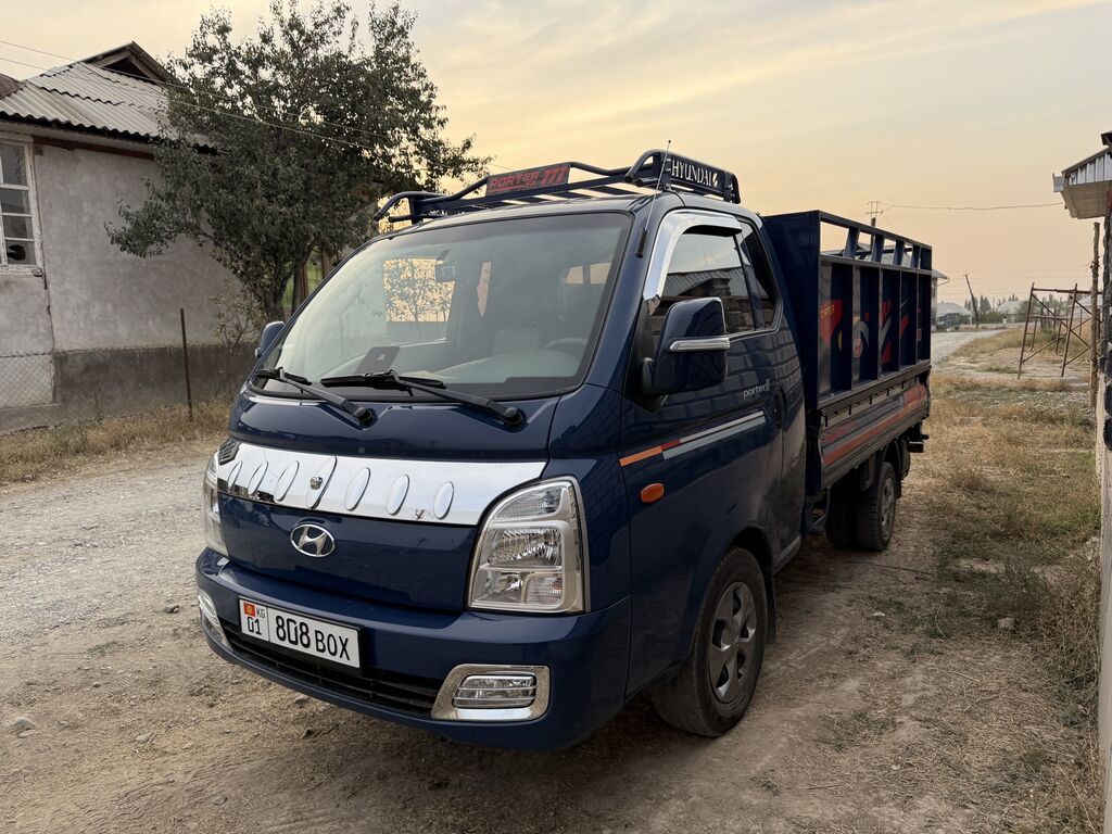 Hyundai Porter: 2023 г., 2.5 л, Типтроник, Дизель: фото 3