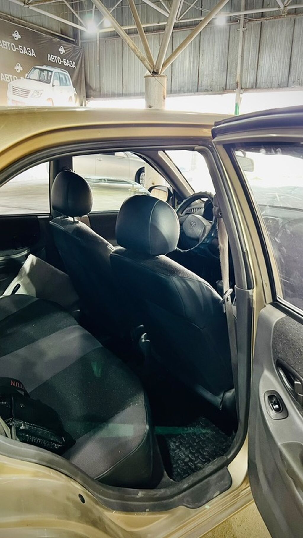 Hyundai Accent: 2003 г., Автомат, Бензин, Седан: фото 5