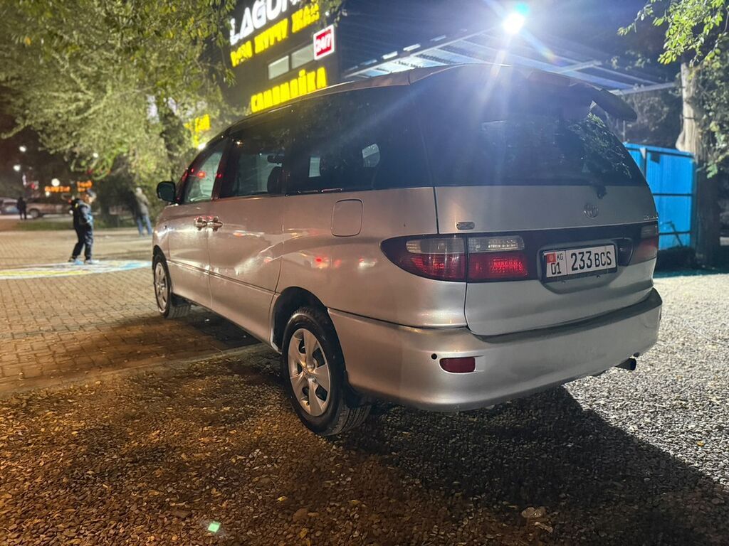 Toyota Estima: 2001 г., 2.4 л, Автомат, Бензин, Минивэн: фото 4