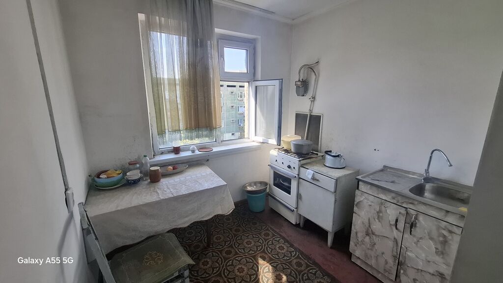 1 комната, 38 м², Ошский мкр., 104 серия, 4 этаж, Требуется ремонт: фото 3