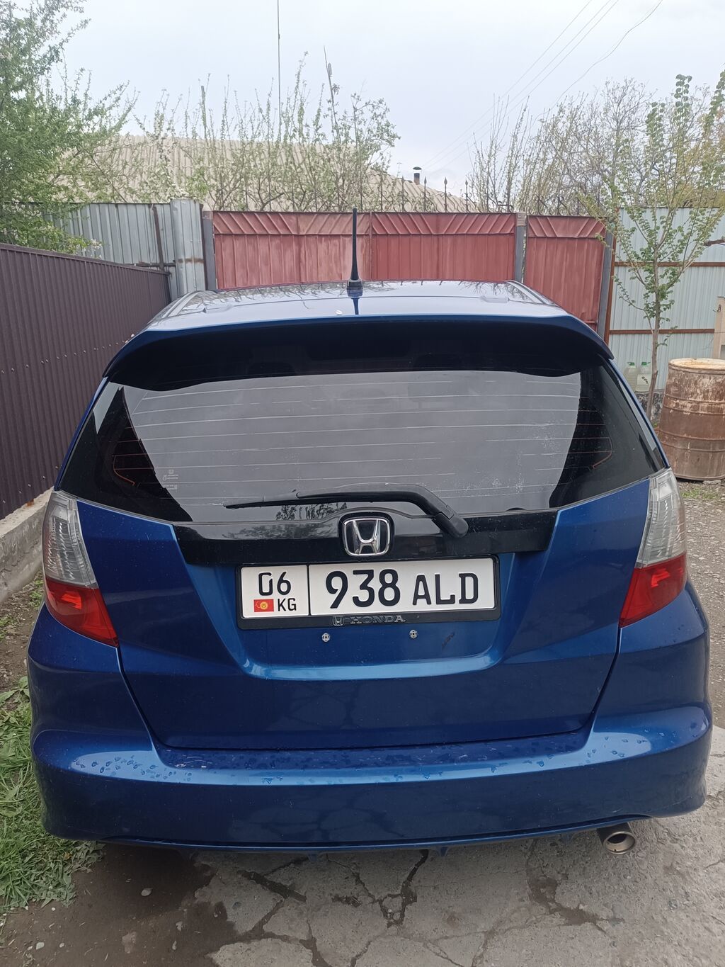 Honda Fit: 2009 г., 1.5 л, Автомат, Бензин, Хэтчбэк — фото 5