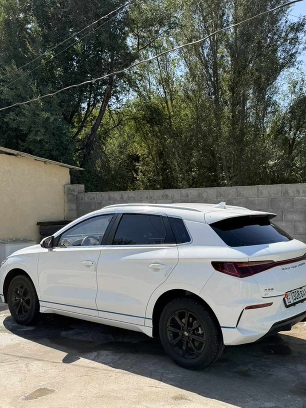 BYD E2: 2021 г., Автомат, Электромобиль, Кроссовер: фото 5