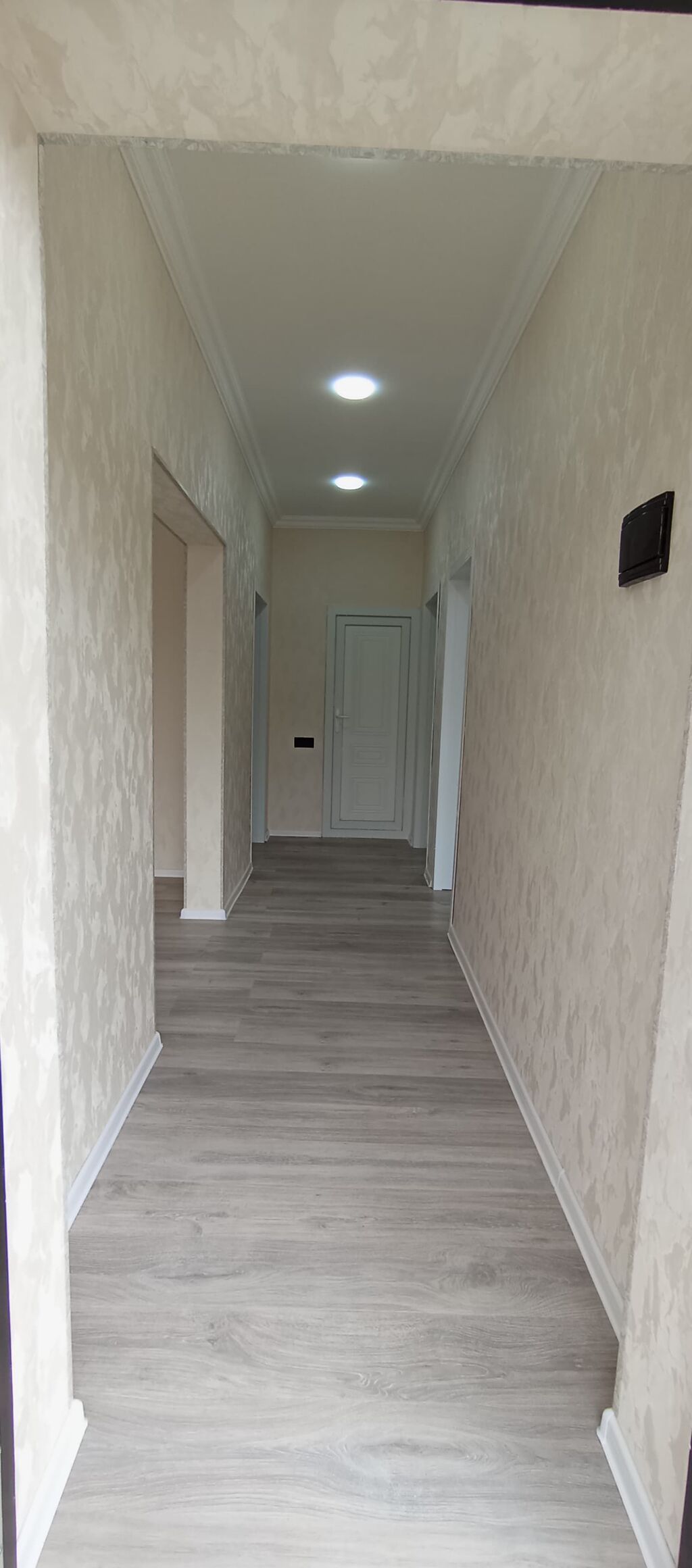 3 otaqlı, 81 kv. m, Yeni təmirli