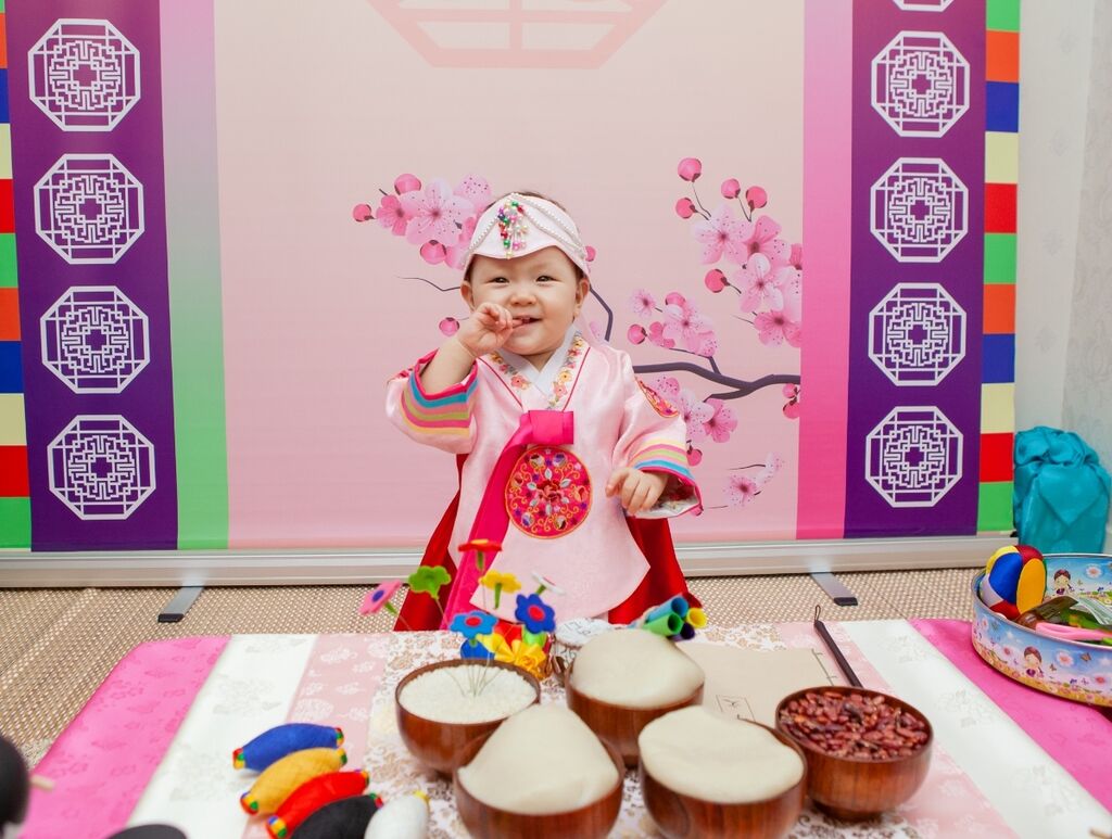 Корейский год ребенку. Корейский Асянди. Корейский Асянди 1 годик. Асянди у корейцев. Корейский столик на Асянди.