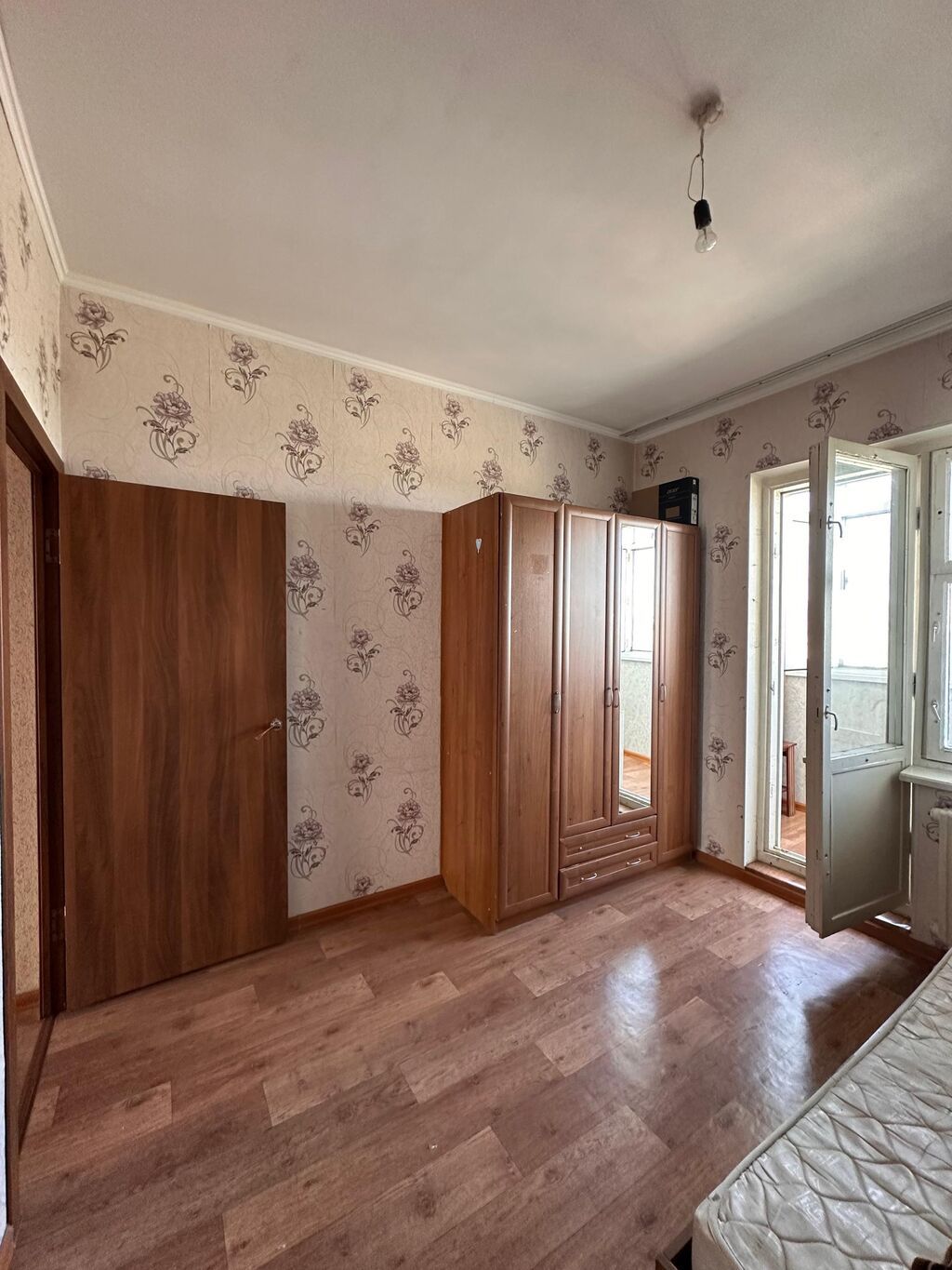 2 комнаты, 52 м², 12 мкр 106 серия, 9 этаж, Косметический ремонт: фото 3