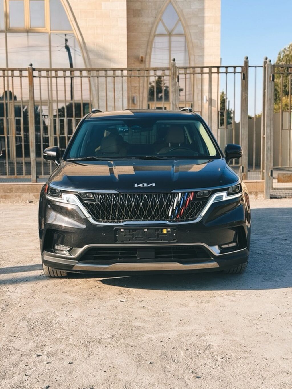 Kia Carnival: 2021 г., 2.2 л, Автомат, Дизель, Минивэн: фото 1