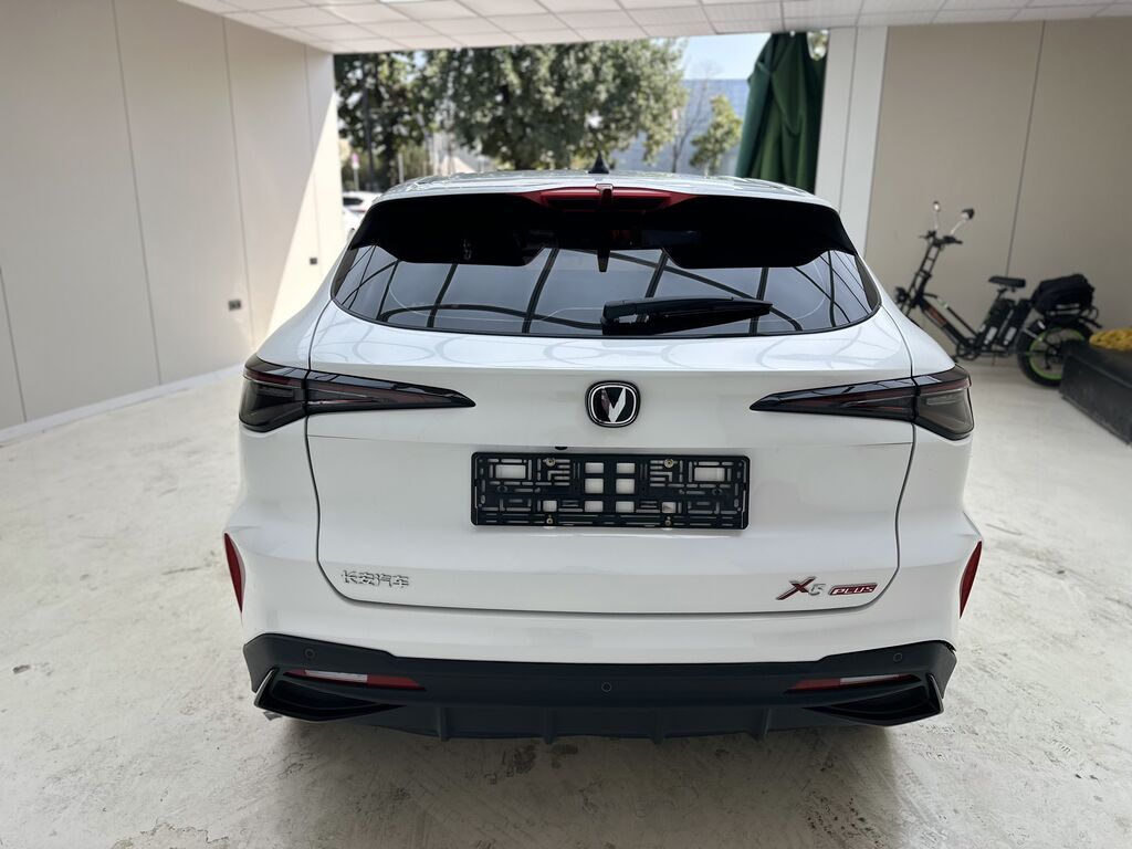 Changan X5 Plus: 2025 г., 1.5 л, Робот, Бензин, Кроссовер: фото 2
