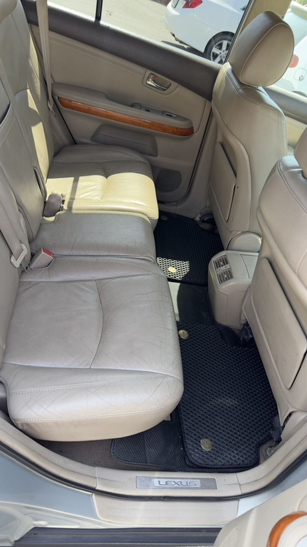 Lexus RX: 2005 г., 3.3 л, Автомат, Бензин, Кроссовер: фото 8