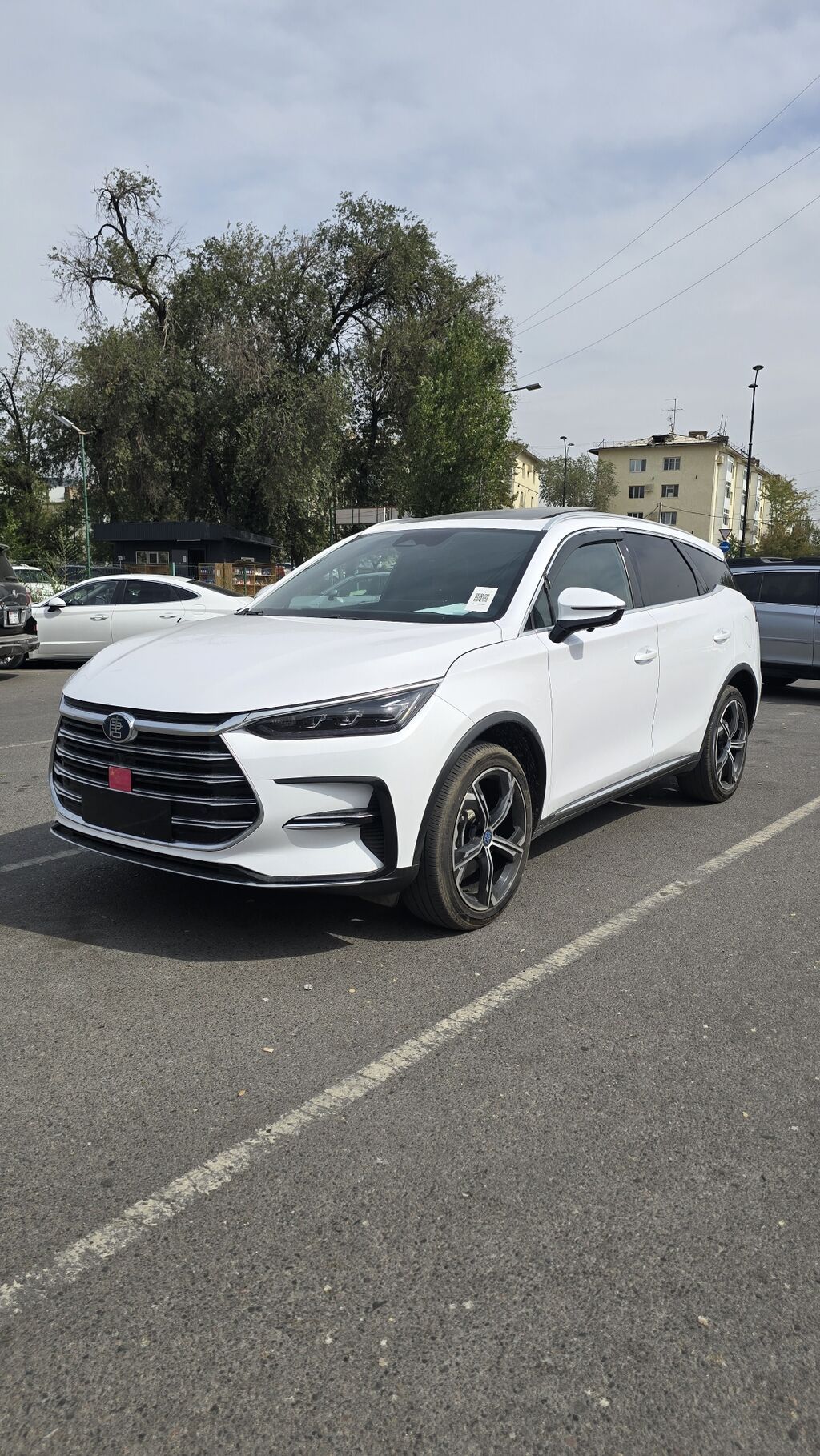 BYD Tang: 2021 г., 1.5 л, Автомат, Электромобиль, Внедорожник: фото 2