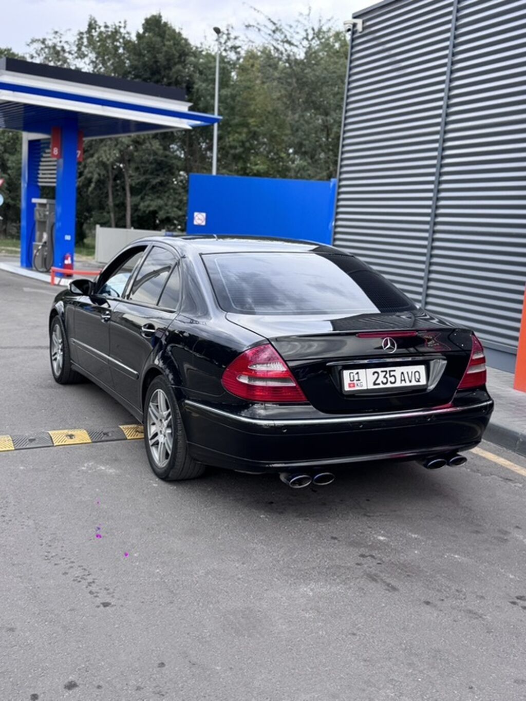 Mercedes-Benz E-Class: 2005 г., 3.5 л, Автомат, Бензин, Седан: фото 2