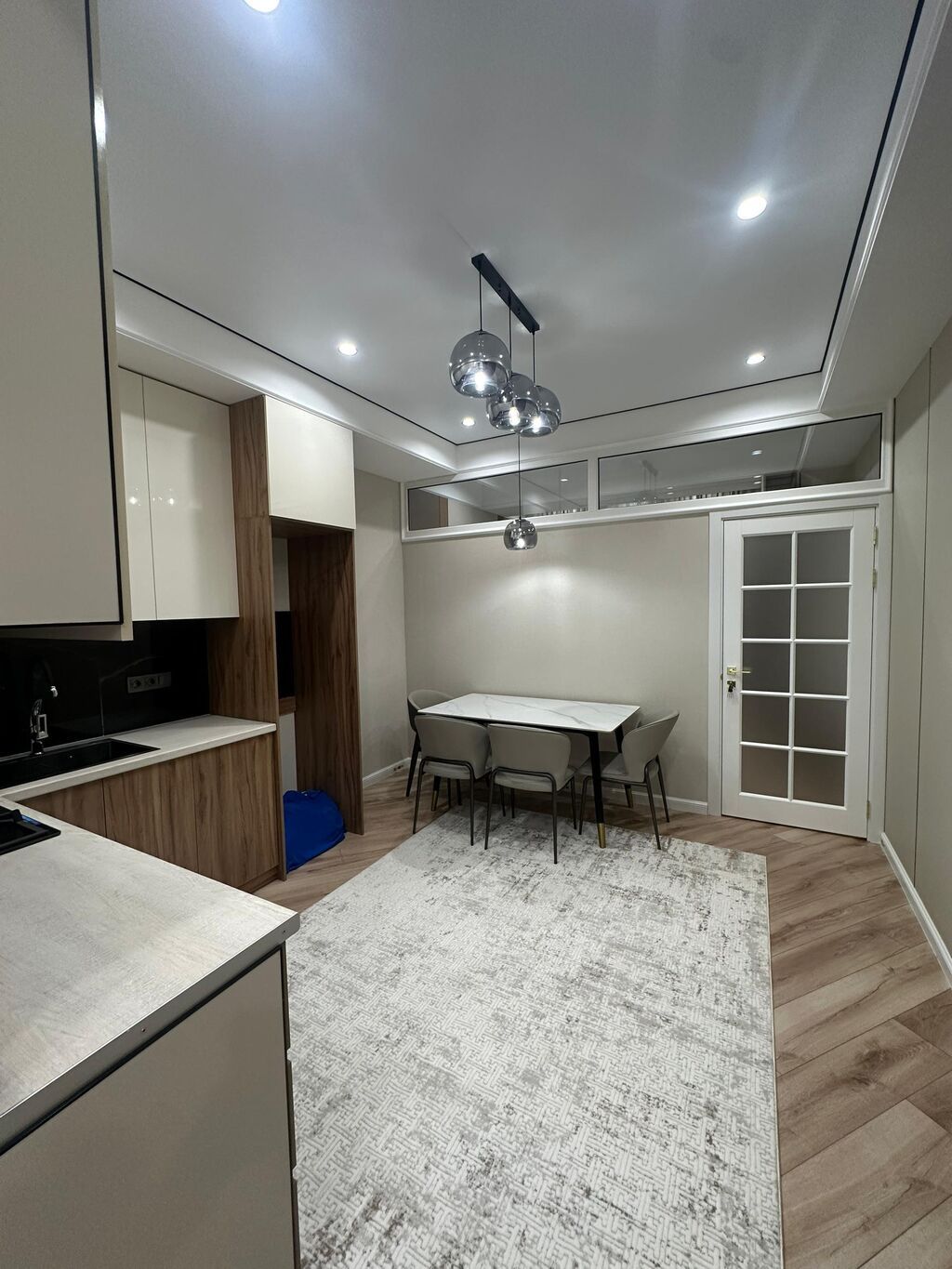 2 комнаты, 49 м², 8 мкр Элитка, 11 этаж, Евроремонт: фото 1