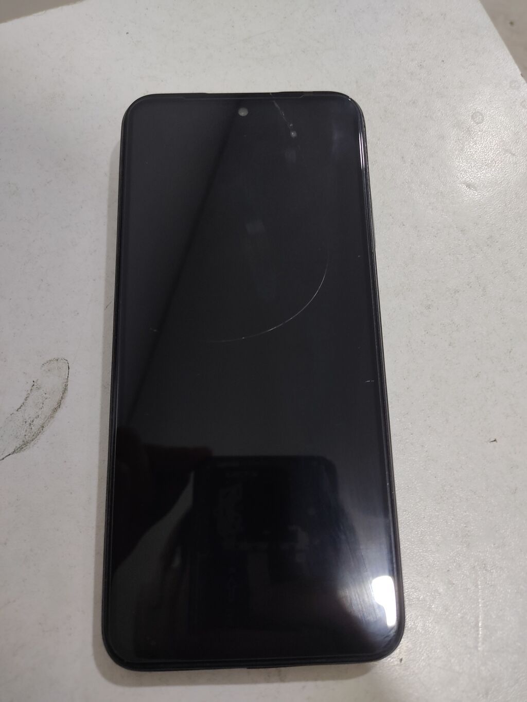 Infinix Smart 9 HD, Б/у, 128 ГБ, цвет - Черный, 2 SIM: фото 5